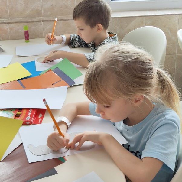 Пациенты ДГКБ им. З.А. Башляевой готовятся к Новому году