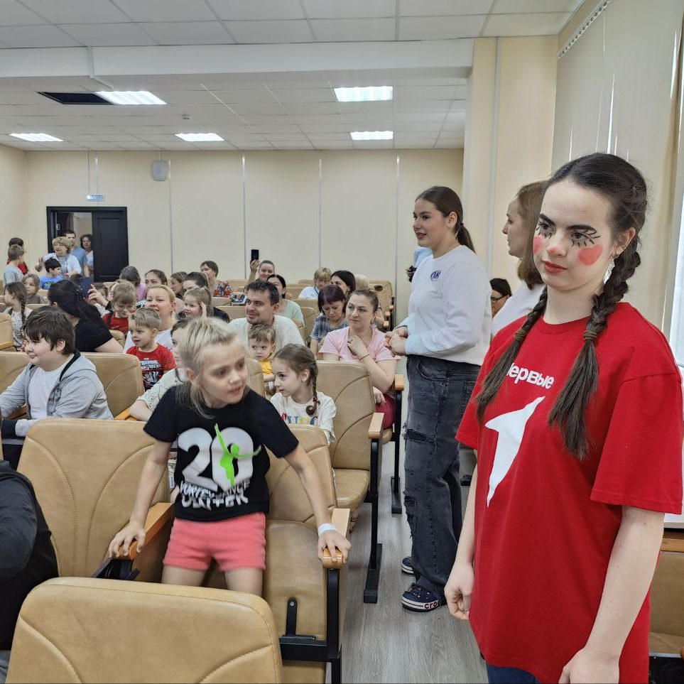 Медколледж № 5 поздравил пациентов больницы с Новым годом