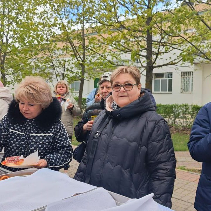 Наш субботник: продолжаем приводить территорию в порядок