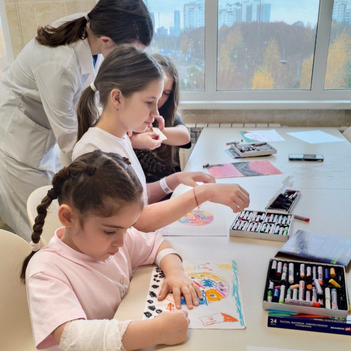 Очень творческая осень в ДГКБ им. З.А. Башляевой